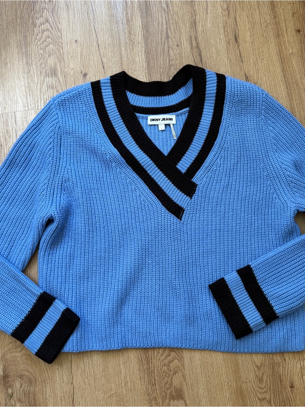Dkny Sky Blue V-Neck Sweater with Black Stripe Trim